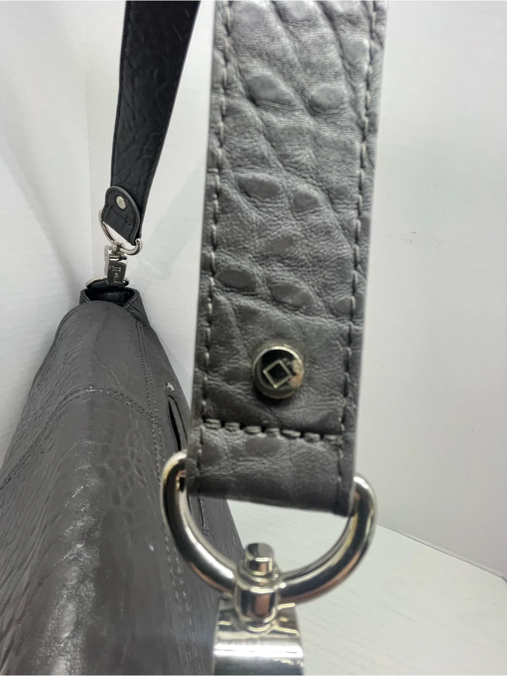 Thirty-One Jewel Shoulder Bag Gray Pebbled Faux Leather Silver Hardware